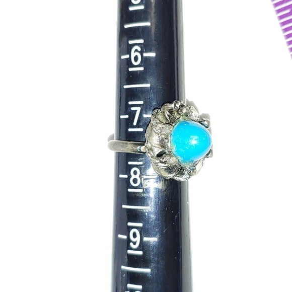 Round Turquoise Ring - Picture 3 of 3
